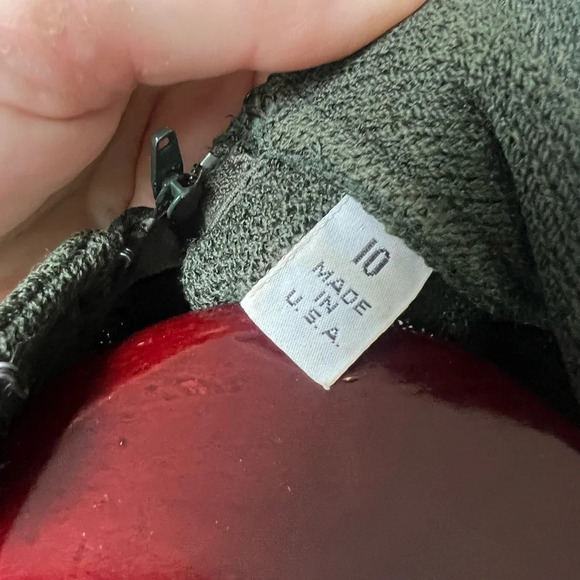 St John Wool Knit Set in Olive Green, size 10 - Picture 7 of 8